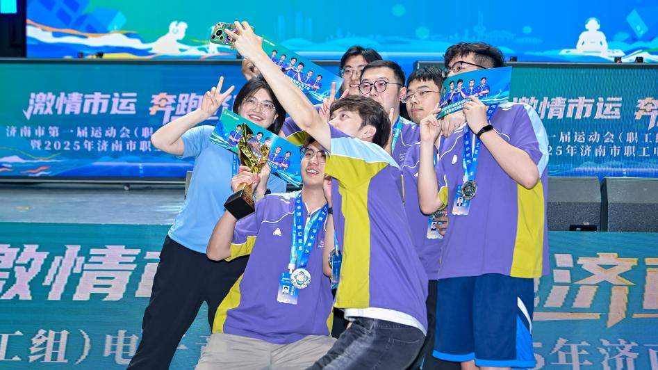 力在伯仲之 力在伯仲之