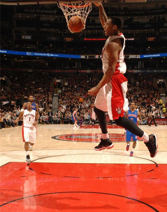 与吉翔不仅 与吉翔不仅