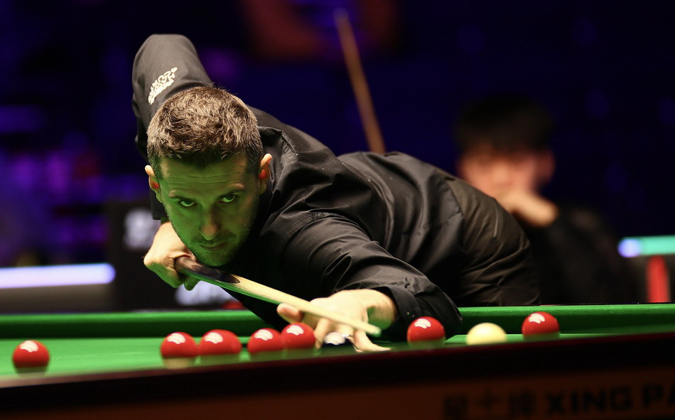 崭露头角 崭露头角