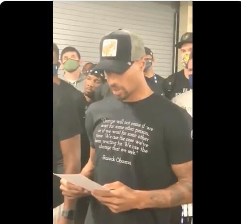 提示观众注 提示观众注